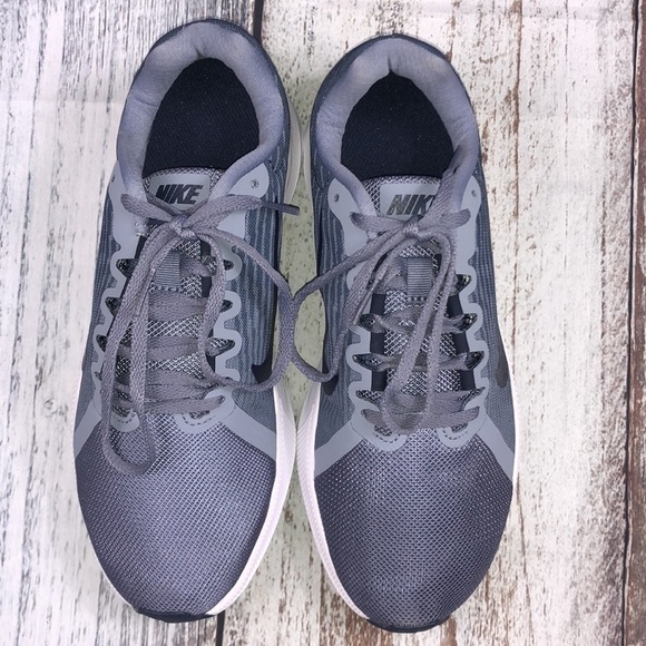 NWOT Nike Downshifter 8 Grey/White Sneakers Sz 6.5 - Picture 3 of 11